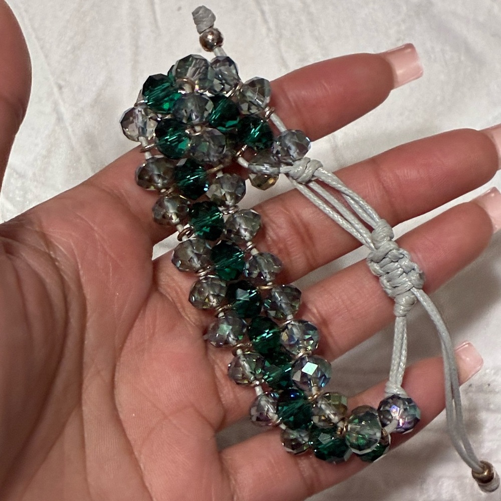 Elegant Emerald Beaded Charm Adjustable Bracelet